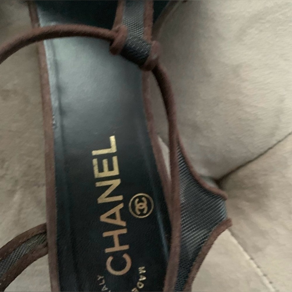 👠 Chanel Camellia Mesh Floral 'CC’ T Strap Sandals👠 - Picture 9 of 11